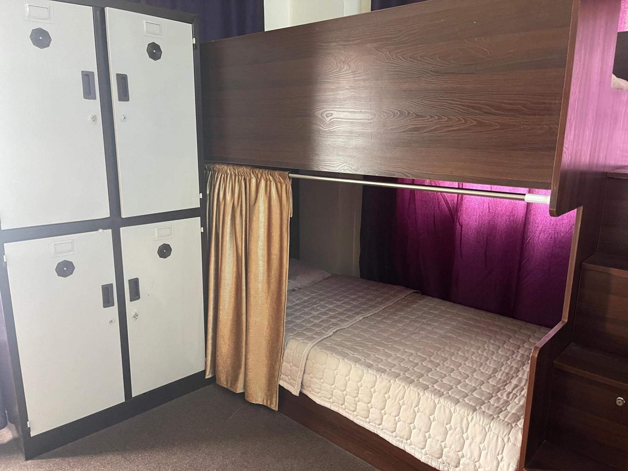 Pizza Street Hostel 亚喀巴 外观 照片